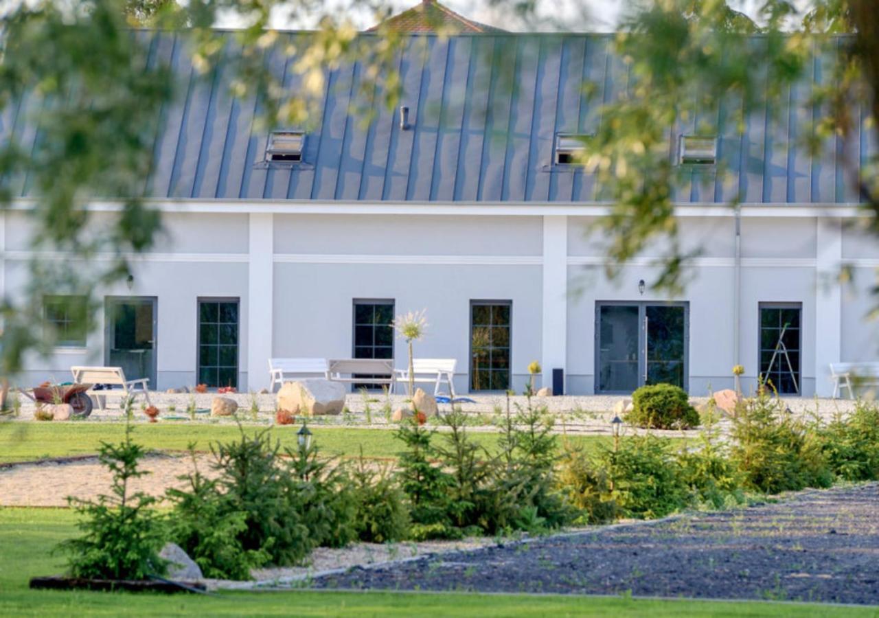 Villa Folwark Matecznik Sedzinko Esterno foto